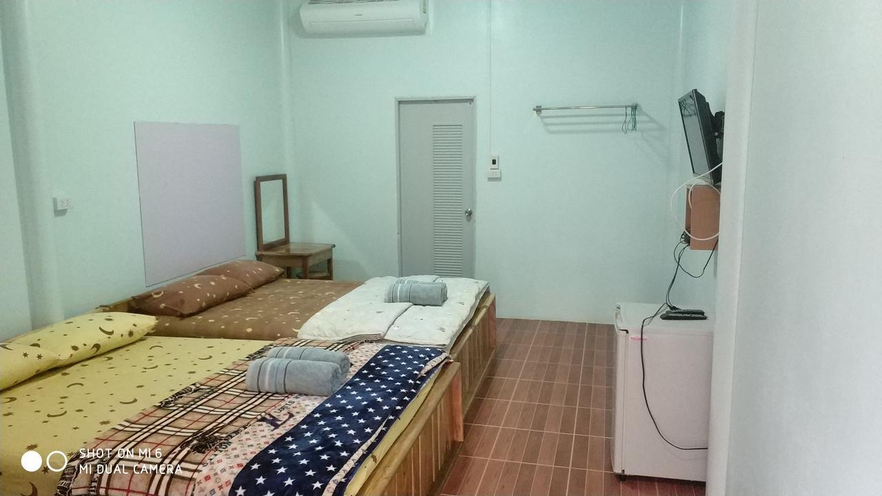 Baan Pak Phutawan Resort Takat Ngao Ngoại thất bức ảnh