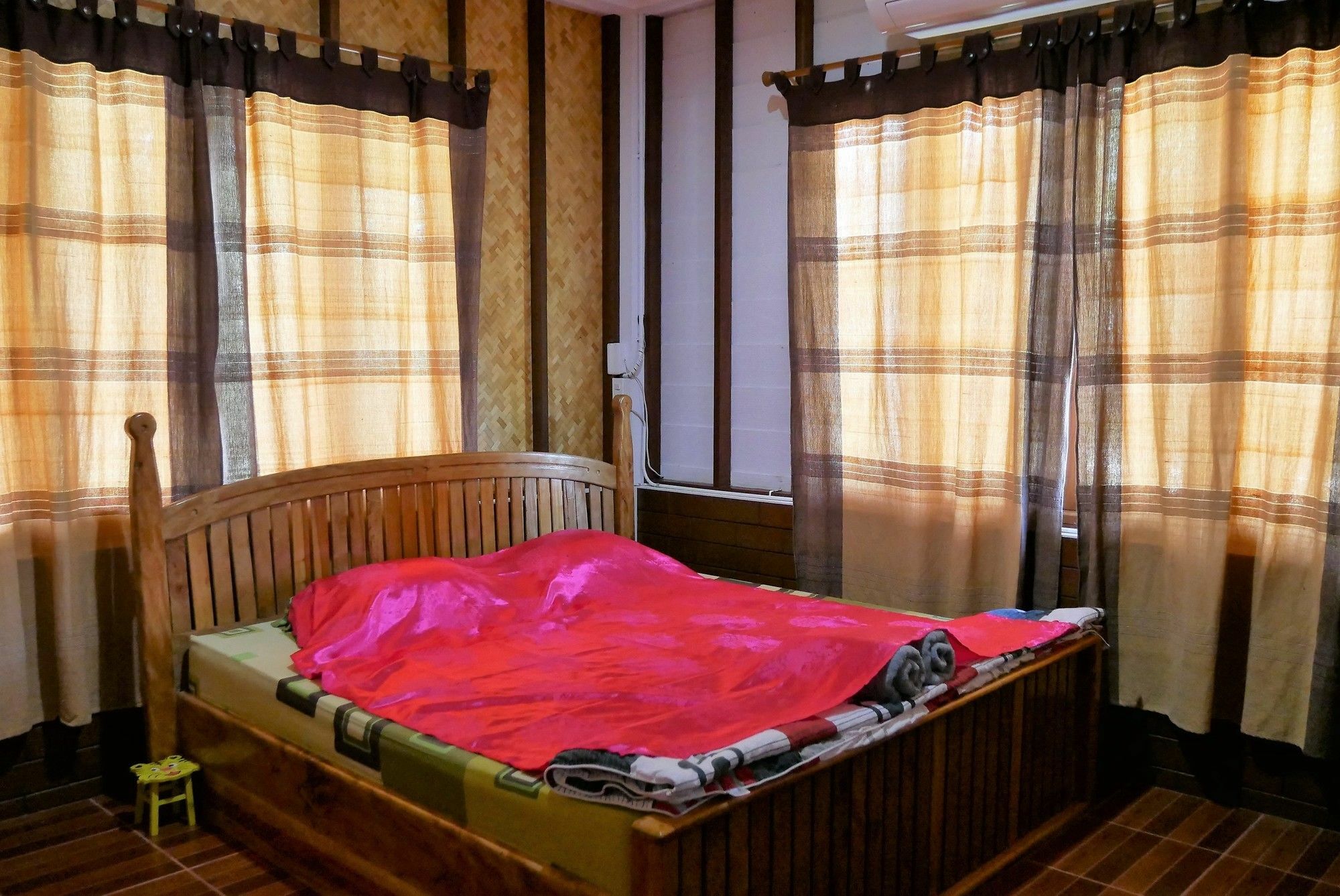 Baan Pak Phutawan Resort Takat Ngao Ngoại thất bức ảnh